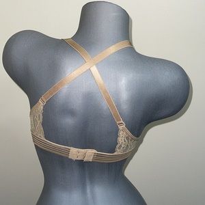 PUSH UP LIGHT PADDED DEMI T-SHIRT UNDERWIRE BRA ADJUSTABLE SHOULDER STRAPS. NWT